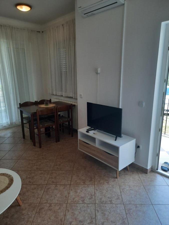 Apartments Marinela ポレッチ エクステリア 写真
