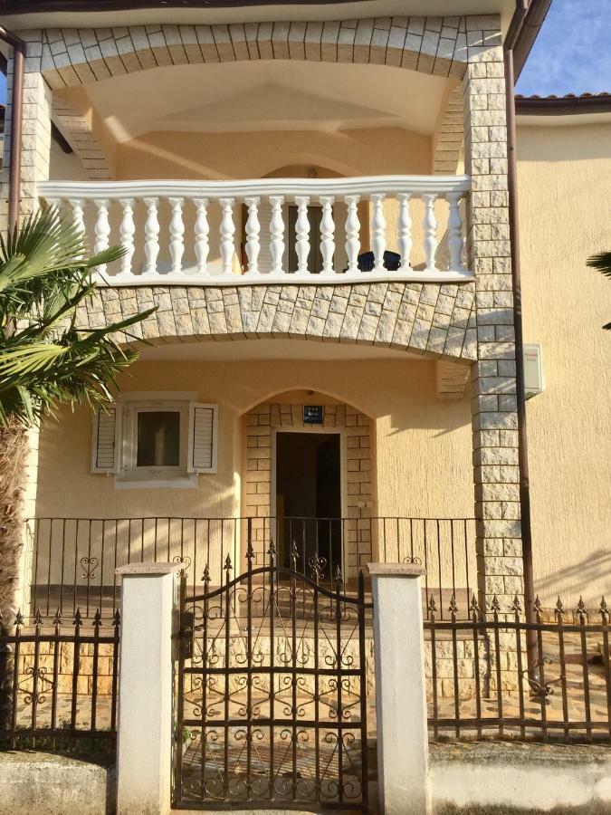 Apartments Marinela ポレッチ エクステリア 写真