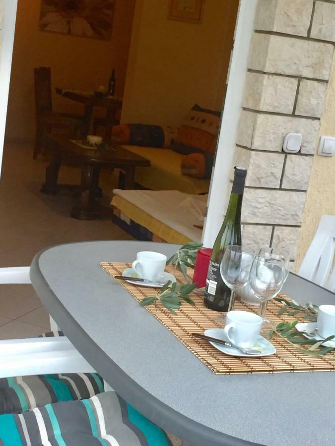 Apartments Marinela ポレッチ エクステリア 写真