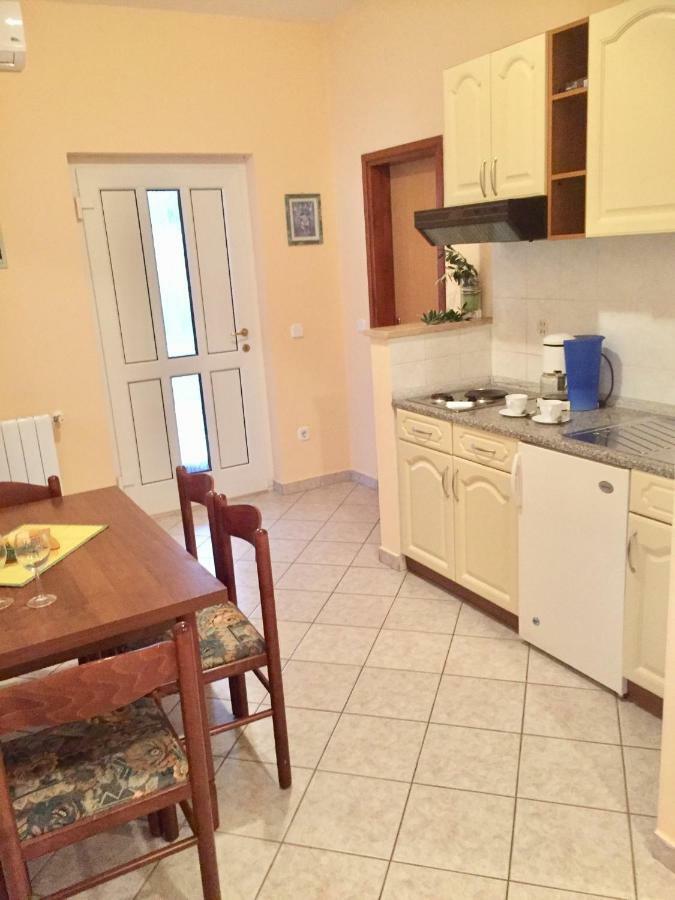 Apartments Marinela ポレッチ エクステリア 写真